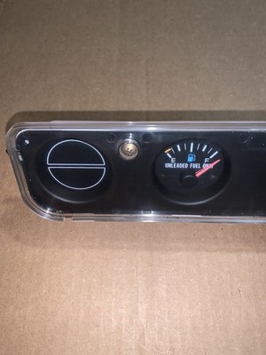 Jeep Wrangler 1992-95 YJ Dash Instrument Center Gauge Cluster