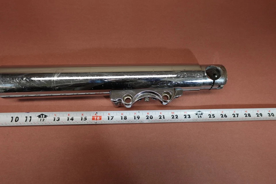 Harley Davidson Road King 2007-2011 suspensión de horquilla delantera derecha FLHR Foto 3 de 4