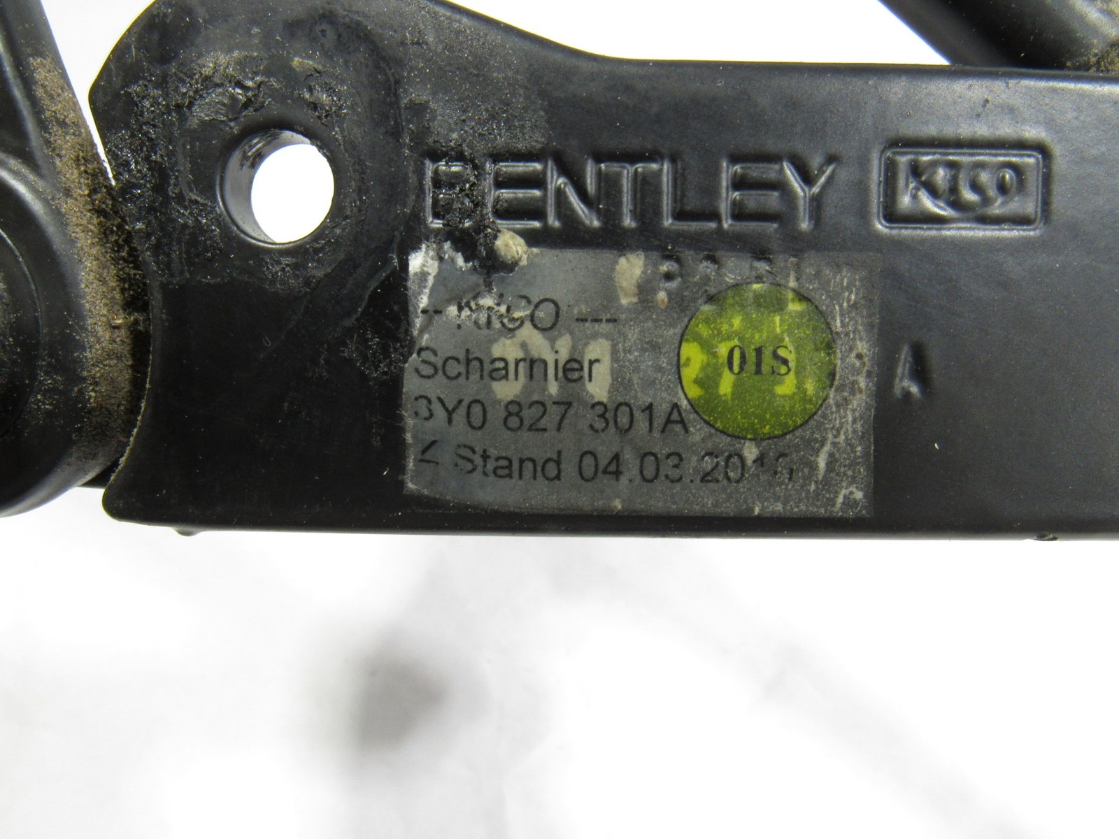 10-20 Bentley Mulsanne 2012 Rear Trunk Lid Hinges w/ Support Shock Set :O
