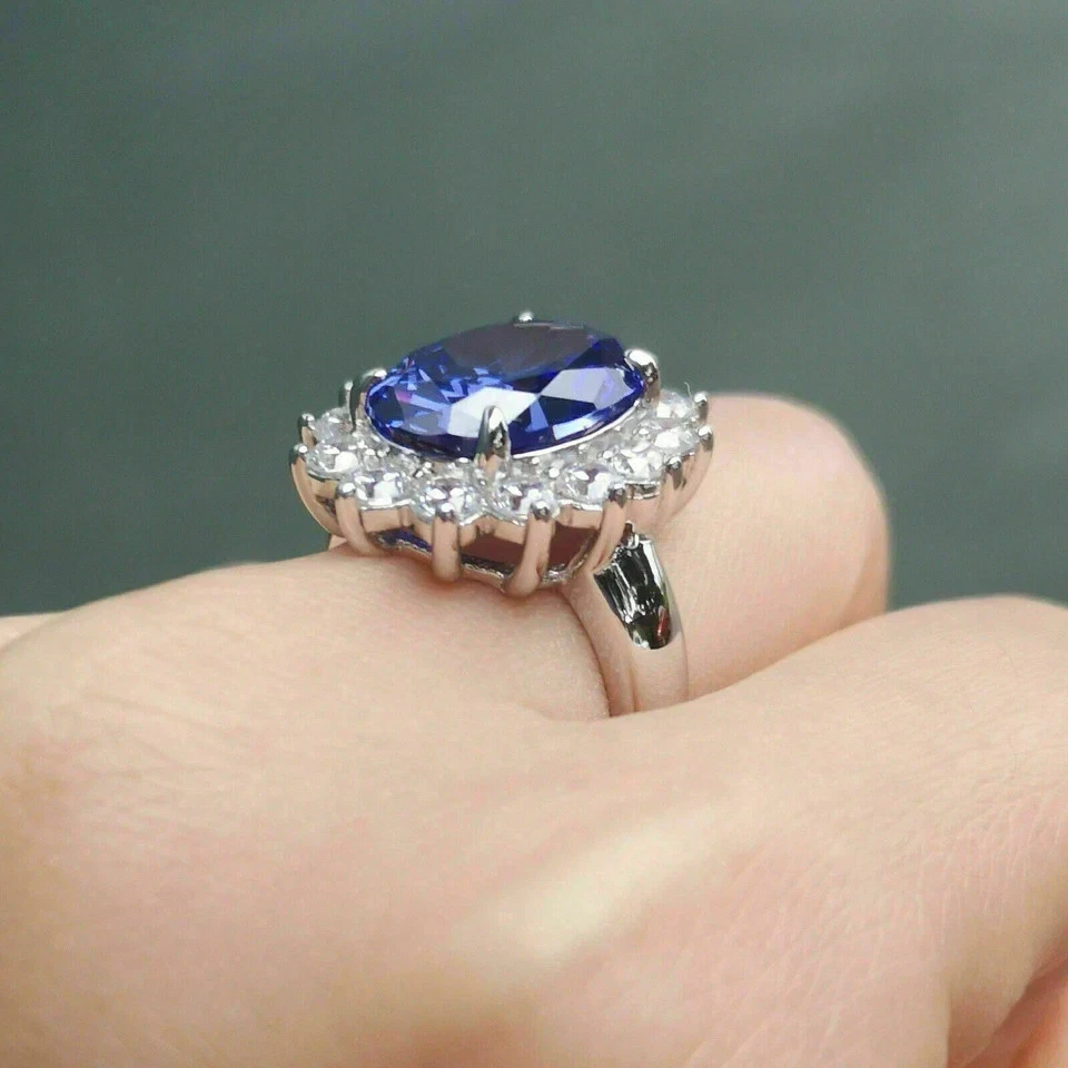 Alianza de oro blanco sólido de 14 k con zafiro natural y diamantes de corte ovalado de 6,30 quilates Foto 3 de 4