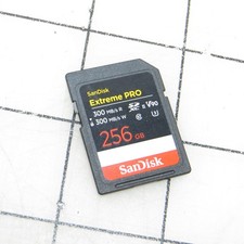 SanDisk Extreme Pro SDXC UHS-II V90 256GB SD Memory Card 300 MB/s Read Write
