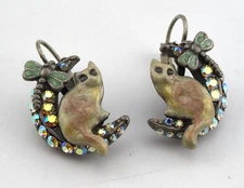 KIRKS FOLLY ~RARE~ CAT SETTING ON CRESENT MOON LEVERBACK EARRINGS ANTIQUE ST 100
