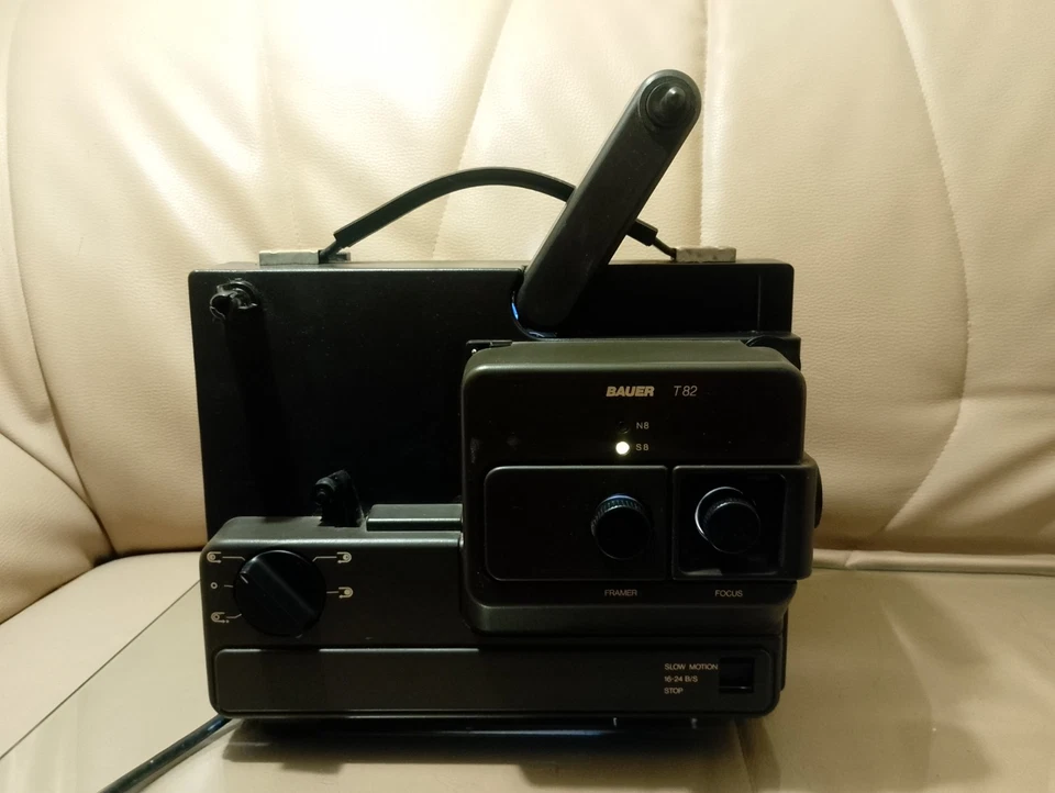 Bauer T82 S8 & N8 Stummfilmprojektor Projektor Filmprojektor - Image 2 of 4