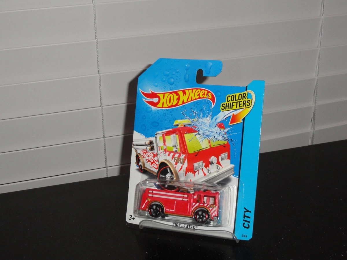 Preços baixos em Fogo Hot Wheels Racing Escala 1:64 Veículos em