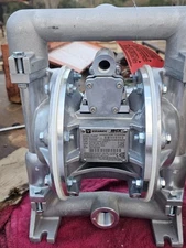 Versamatic E1 Metal  1" Input And Output Diaphragm Pump
