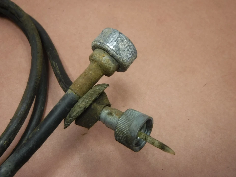 Jeep J10 J20 Wagoneer 1980 Speedometer Cable - Image 3 of 3