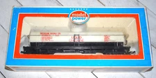 HO Scale - Model Power 40' Tank Car / Michigan Alkali CO. #8033