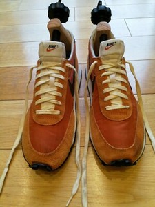 nike vntg ldv waffle daybreak