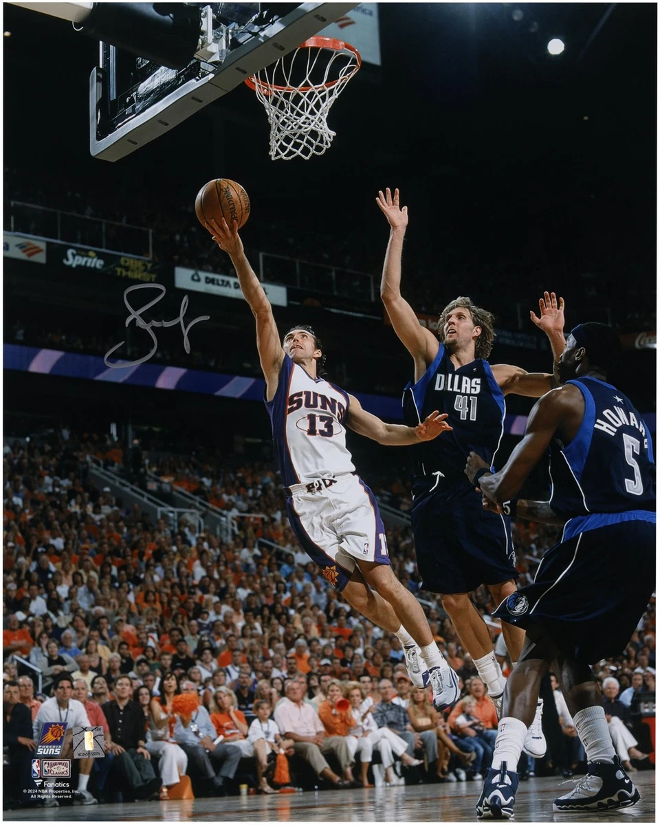 Photo Dédicacée Steve Nash - Layup Vs Mavericks - 16x20 Pouces - Certifiée Fanatics