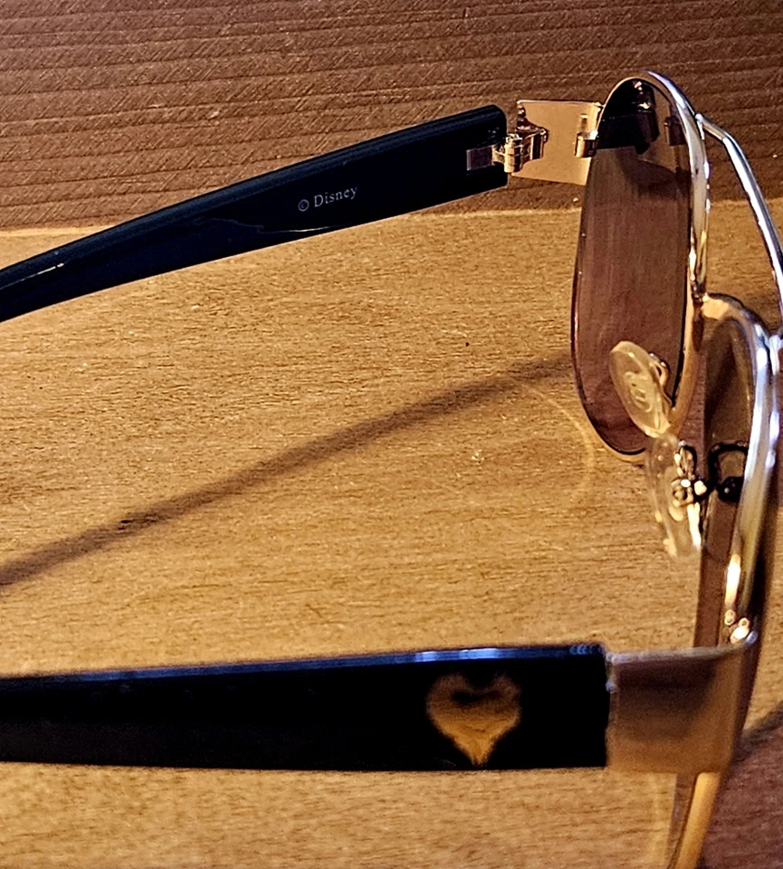 Gafas de sol para mujer Disney Pan Oceanic CSDC201 panoeyewear usadas Foto 4 de 4