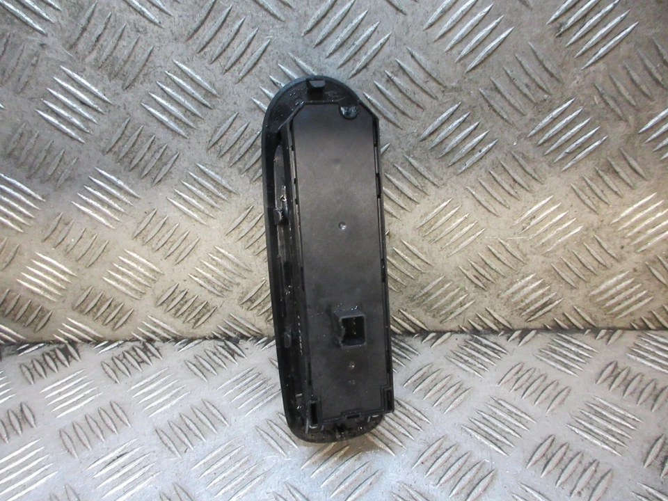 FORD GALAXY 2008 1.8 TDCI 5DR MK3 DRIVERS FRONT WINDOW SWITCH 7S7T-14A132-CB - Image 2 of 3
