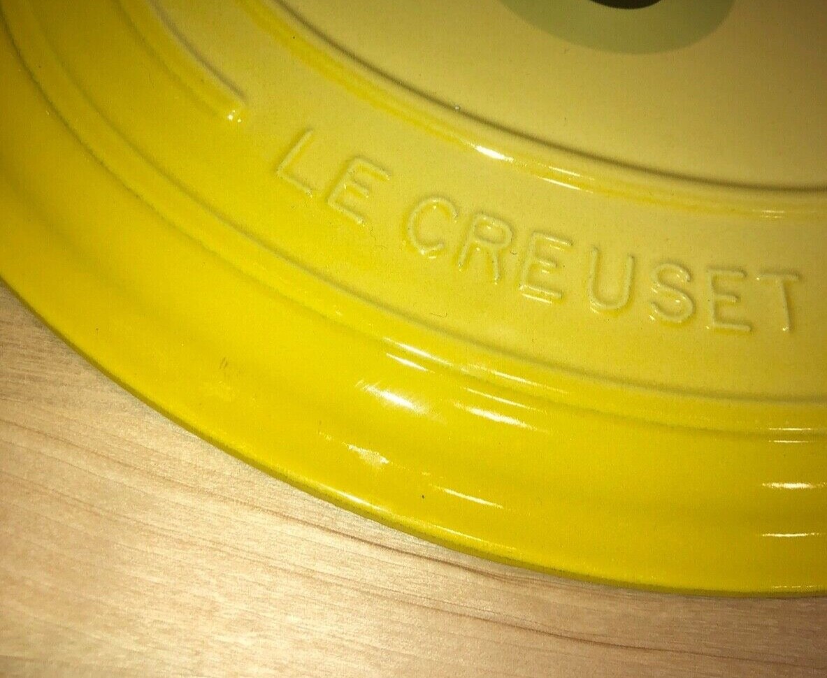 Le Creuset 5 qt Oval Dutch Oven Yellow eBay