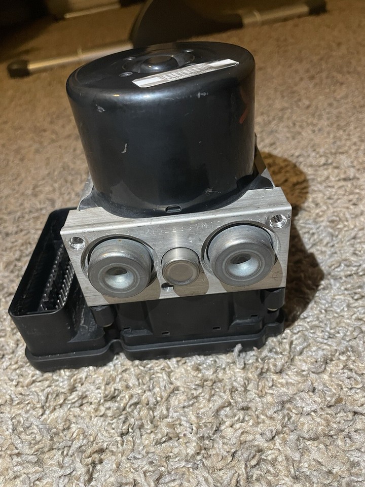 2010 Honda Insight ABS AntiLock Brake Pump Module LX 57110TM8A531