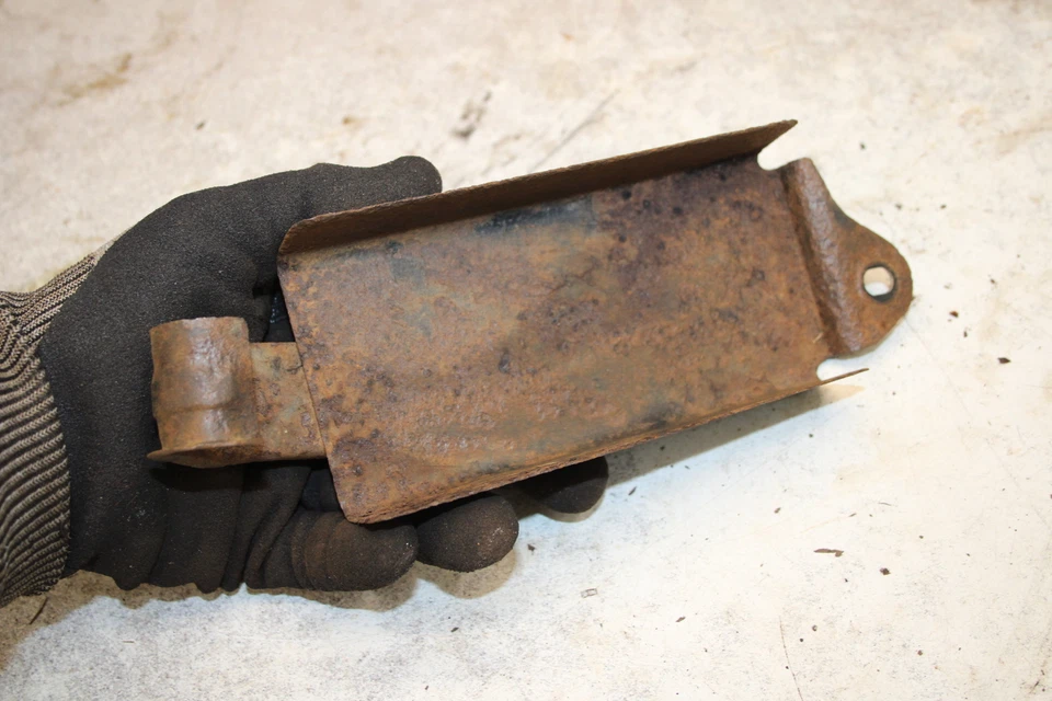 1980 Suzuki DS100 TOOL TRAY V7-0075.WZ - Image 4 of 4