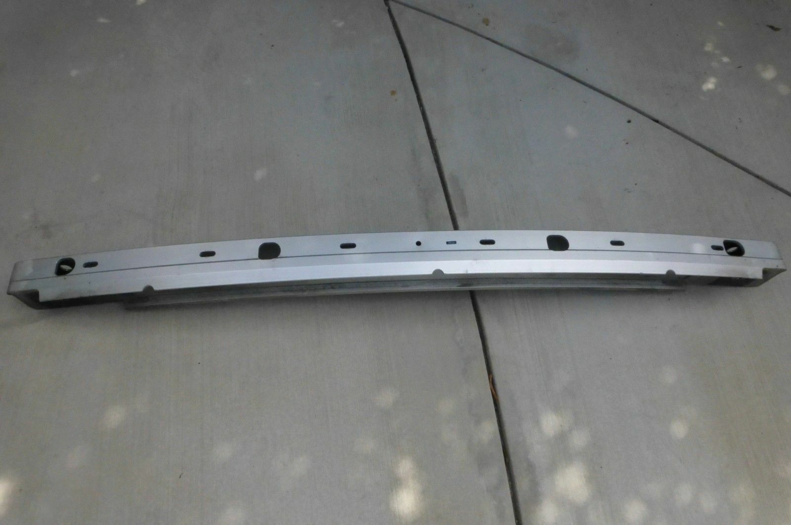 2001-2004 Bentley Arnage Rear Bumper Reinforcement Beam Bracket PT55386PD OEM OE