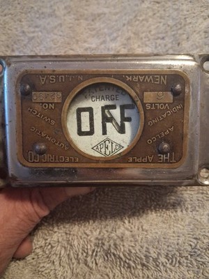 Stanley Steamer Automobile Charge Indicator