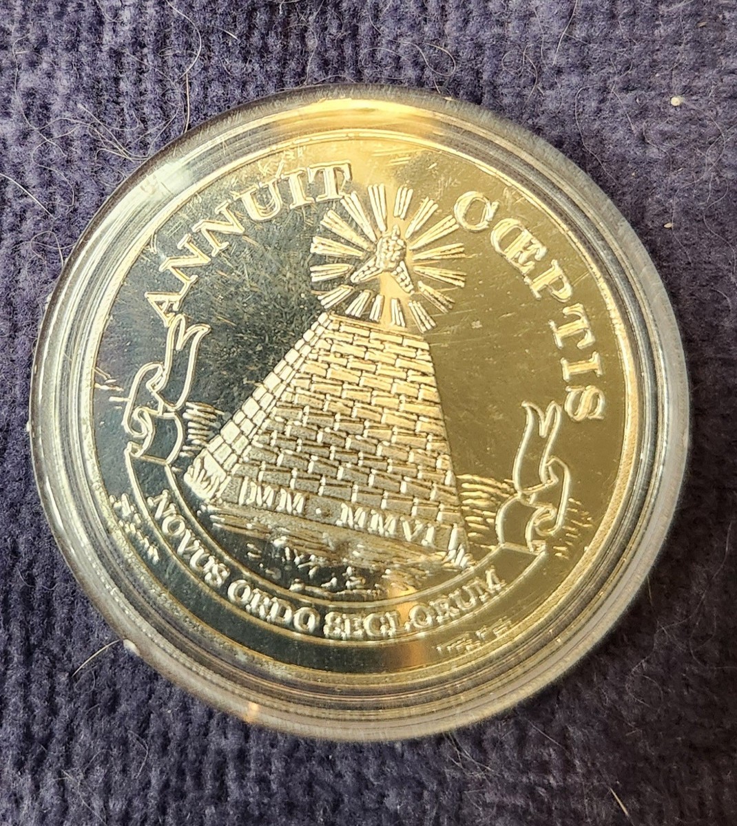 656087_5