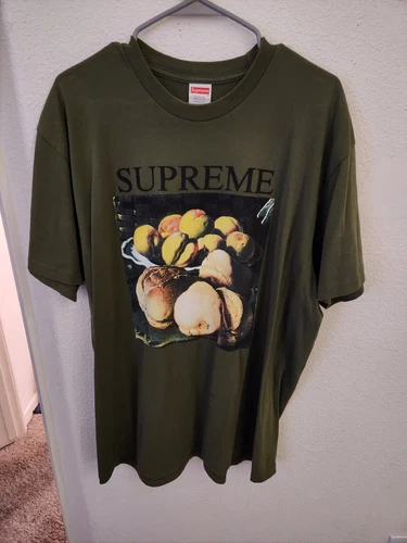 Tee shirt Supreme Still Life Olive taille Medium FW18 EUC Made in USA