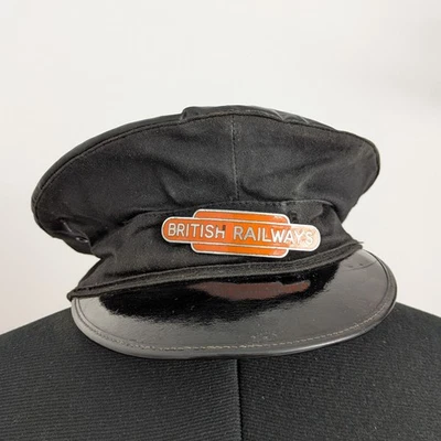 British Railways Driver's Greasetop Cap 1966 with North Eastern Totem Badge - Image 1 of 4