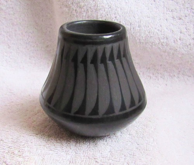 #ad Marie Maria Martinez Decorated Black On Black San Ildefonso Indian Pottery Vase $876.48