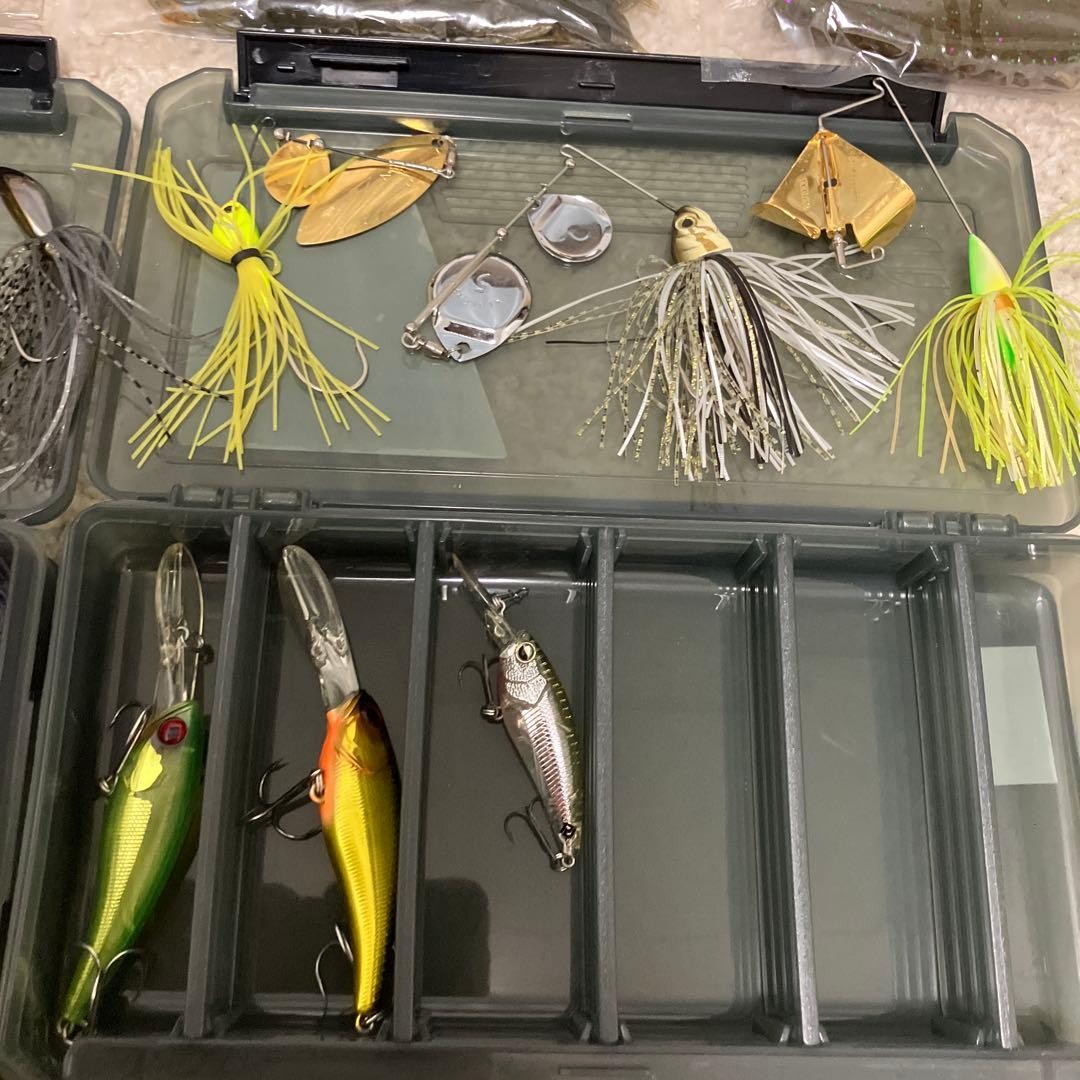 Bass fishing retirement set, tackle box, hard lures, soft lures, bait reels, - Image 15
