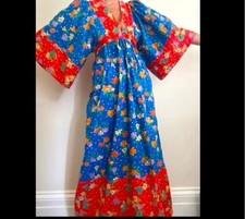 1960s Young Innocents by Arpeja Red Blue Cotton Floral Print Caftan Dress Sz S