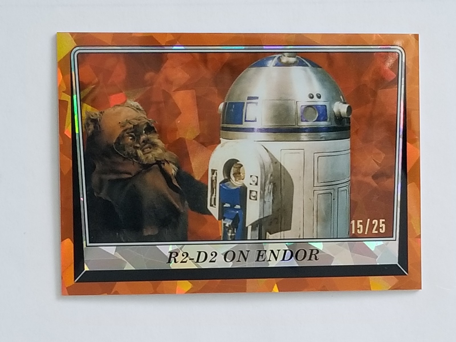 2023 Topps Chrome Sapphire ROTJ Star Wars R2-D2 On Endor Orange Refractor 15/25