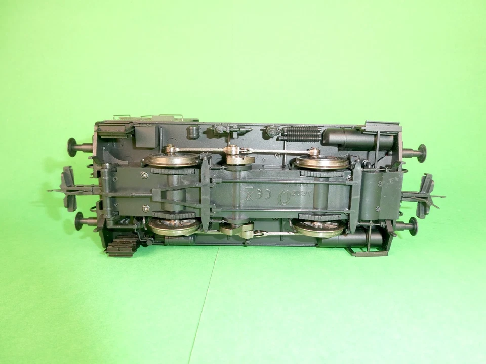 *LENZ 40121-01 Spur 0 digital /SOUND: V20 006 DR Diesellok - Bild 4 von 4