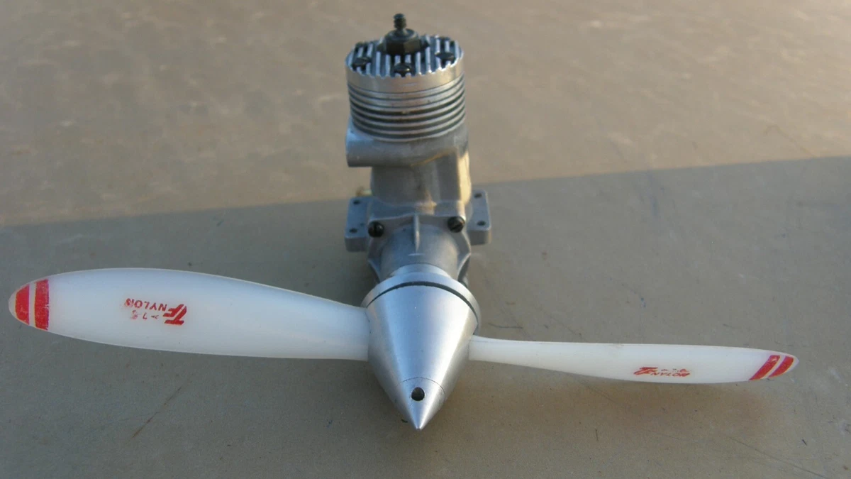 Vintage model airplane engines ebay sale
