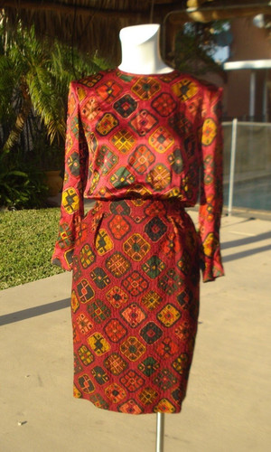 Nina Ricci, VINTAGE NINA RICCI SILK PRINT LONG SLEEVE COCKTAIL DRESS Sz 36