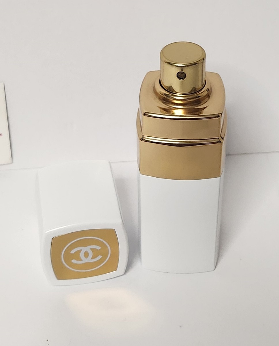 【希少　未開封】CHANEL N°22 Eau de Toilette 50ML N°22 LES EXCLUSIFS DE CHANEL – Eau de Parfum (EDP) - 6.8 FL