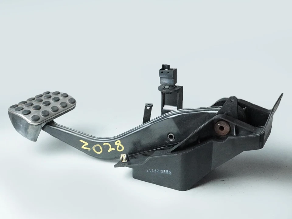 Mercedes Benz Clase Sl R230 Sl500 Amg 2003-2008 parada de pedal de freno de estacionamiento OEM Foto 4 de 4