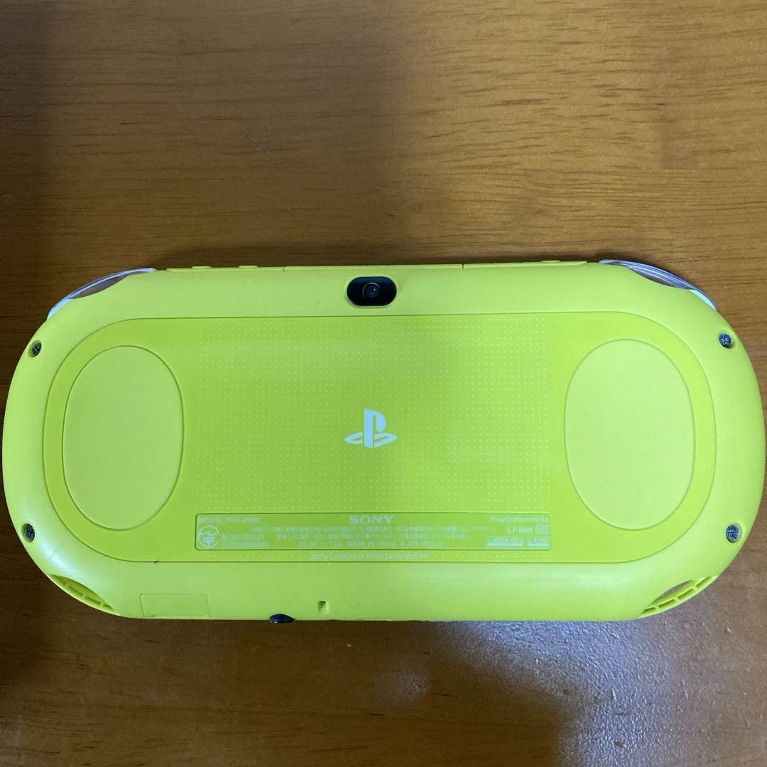 PlayStation®Vita PCH-2000 Wi-Fi ライムグリーン PlayStation PS Vita PCH-2000 Wi-Fi Model Lime Green/White
