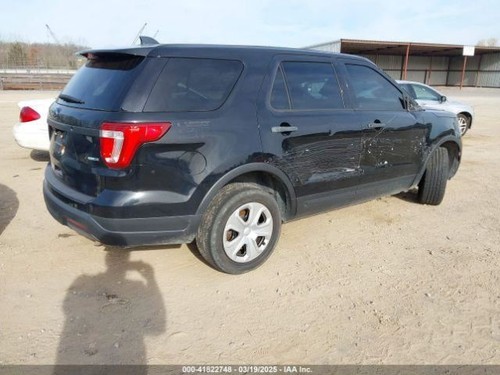 AC Condenser Fits 14-19 EXPLORER 2501708 - Picture 4 of 10