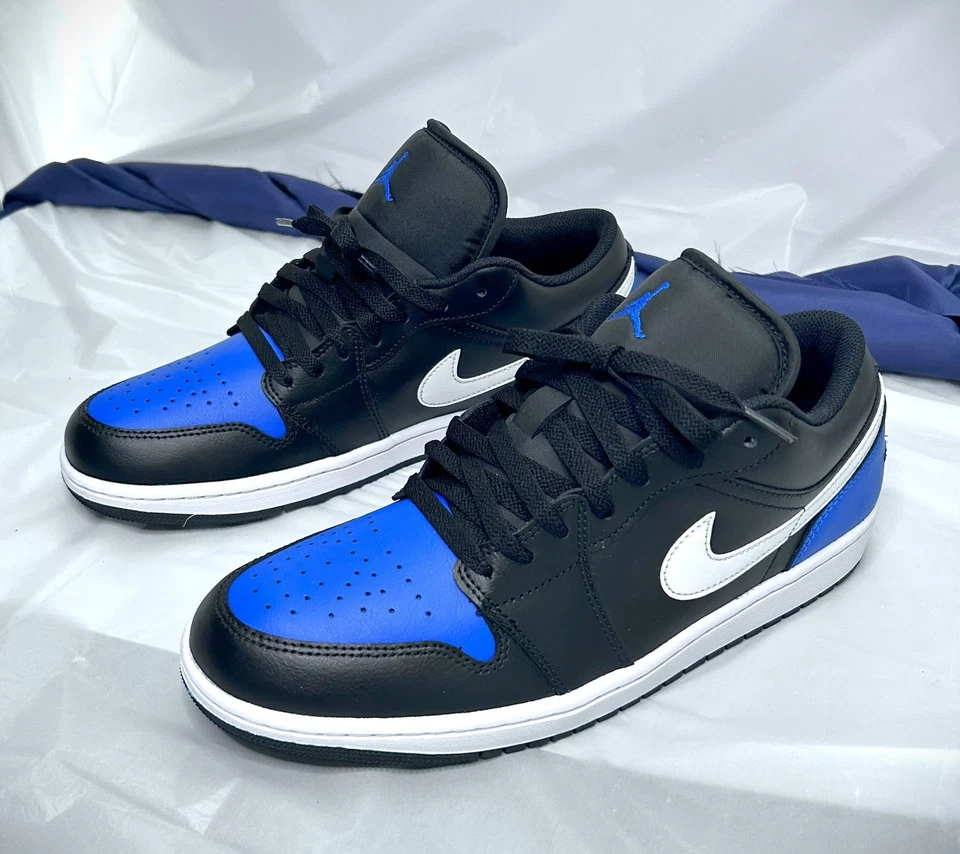 Air Jordan 1 biqueira baixa preta/real/branco 553558-042 tamanho 10,5M/12W - Imagem 2 de 4