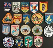 LOT OF VINTAGE CANADA  / TRAVEL SOUVENIR PATCHES