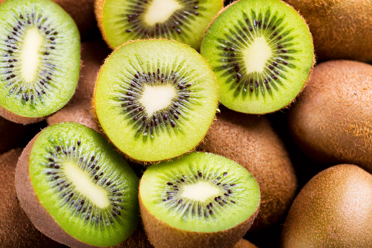 100 KIWI FRUIT Kiwi Actinidia Vine Seeds (Kiwifruit, Hardy Tara