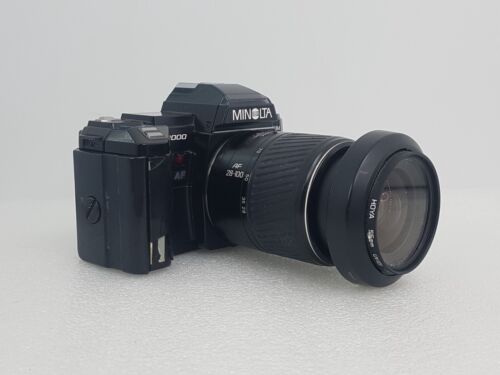 Minolta Maxxum 7000 35mm Camera w/ 28-100mm Zoom Lens. Working Condition.