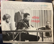 September 1968 BLACK PANTHERS Eldridge Cleaver Speaking @ UC Irvine WIRE PHOTO
