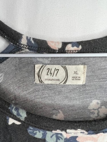 Maurices Women's XL Gray Black Floral Print Short Sleeve V Neck 24/7 T Shirt - Picture 5 of 7