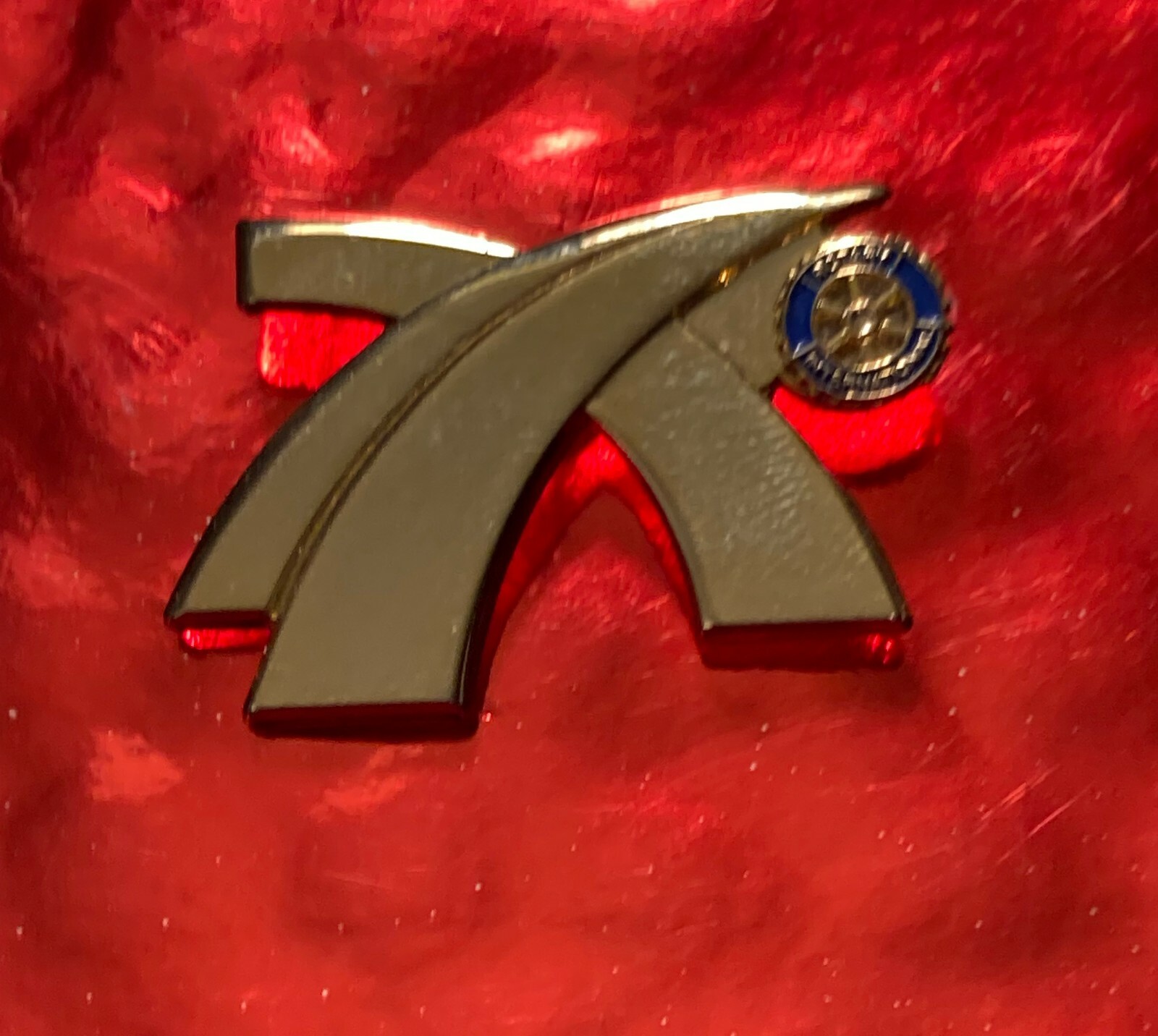 Picture 1 of 1