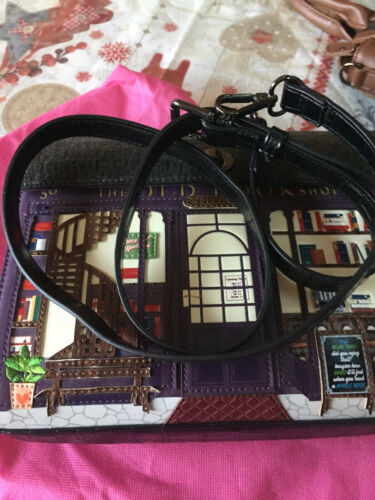 VENDULA LONDON 2019: OLD BOOK model box bag, tagged, €390 - VERY RARE! - Picture 18 of 24