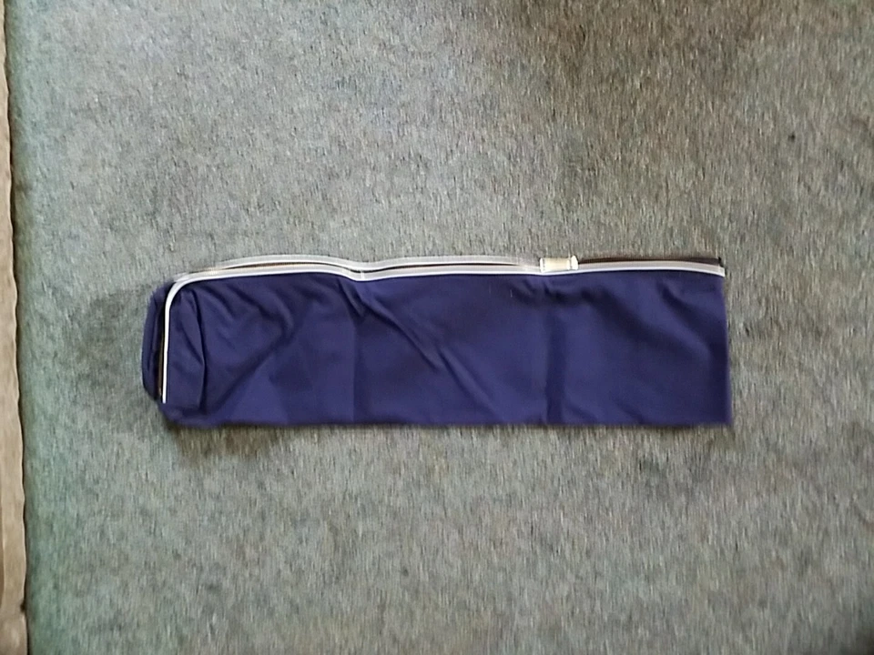 DA-LITE Soft Carrying Case for Projector Screen - Navy With Zipper - Image 2 of 4