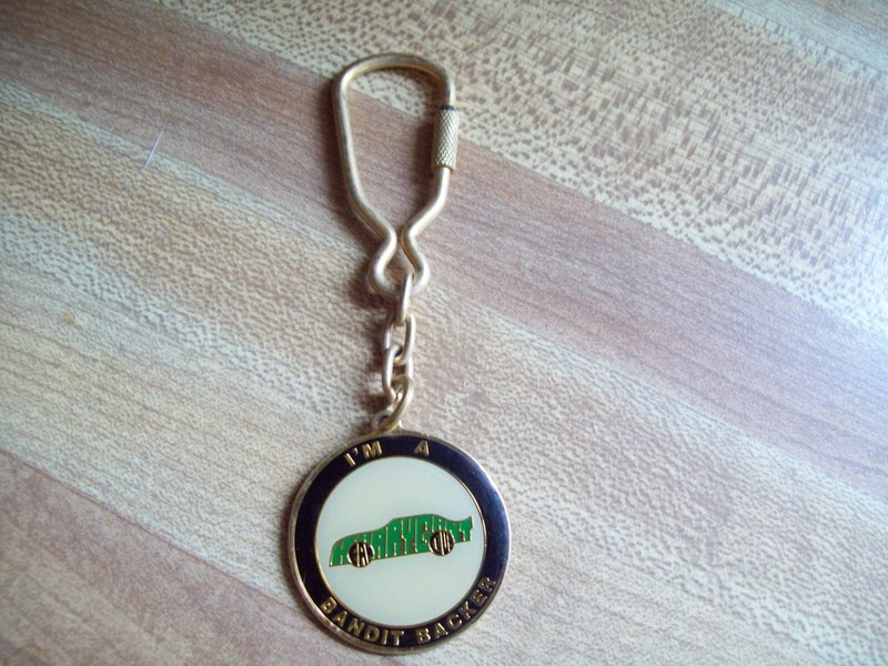 HARRY GANT BANDIT BACKER FAN CLUB KEY CHAIN PRE-OWNED KEYCHAIN HOF DRIVER
