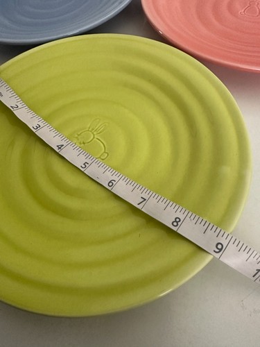 TAG Ceramica Pastello Coniglietto Pasquale Set di 3 Piatti Insalata Dessert Primavera NUOVO - Foto 5 di 9