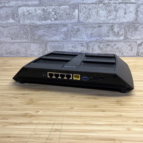 NETGEAR R7960P-100NAS Nighthawk X6S AC3600 solo router WiFi tri-banda - Foto 4 di 5