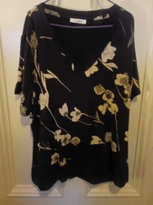 Marks & Spencers ladies top size 20