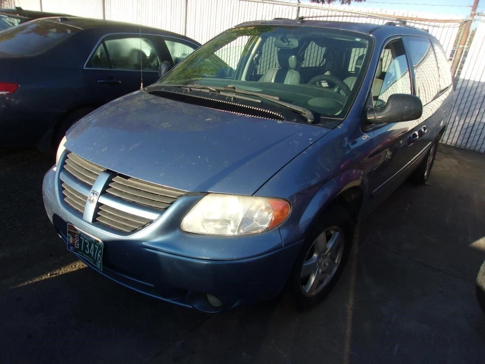 Door Handle Exterior Assembly Door Rear Painted Fits 01-07 CARAVAN 31003558 Foto 4 de 4