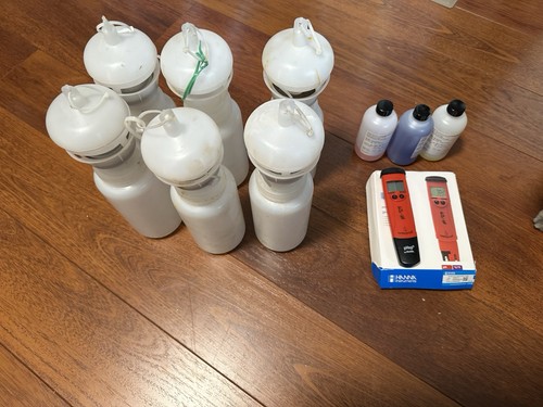 Hanna Instruments Lab Bottles, pH & EC Meters, Calibration Solutions, Lot of 6