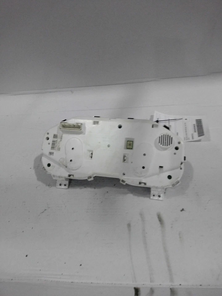 Medidor de velocímetro usado se adapta a: Subaru Impreza Cluster 2016 2,0 L MPH mercado de EE. UU. sin Foto 2 de 4